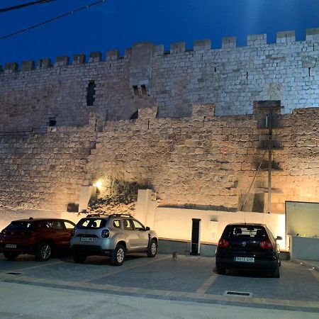 Castillo De Grisel المظهر الخارجي الصورة