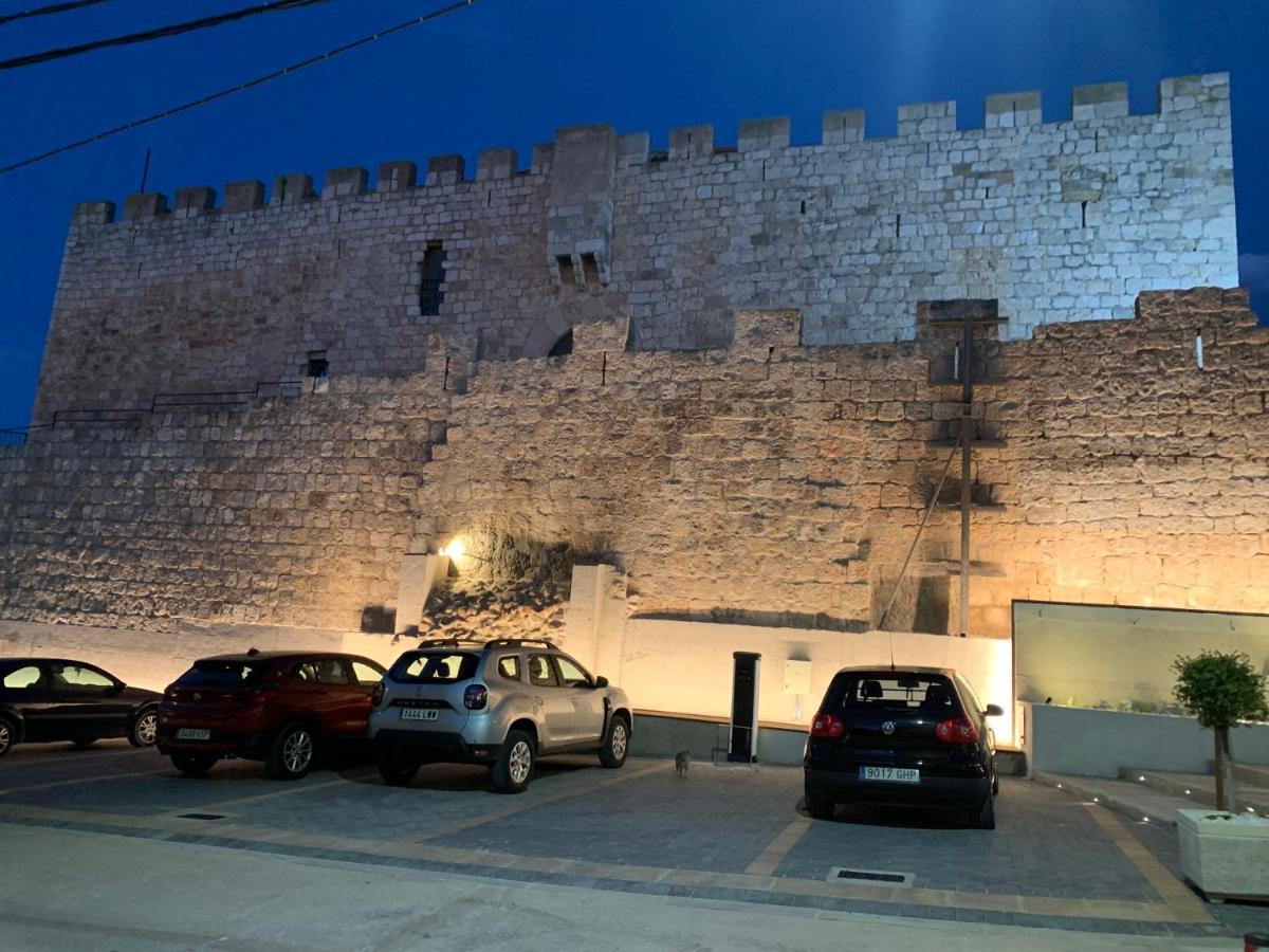 Castillo De Grisel المظهر الخارجي الصورة