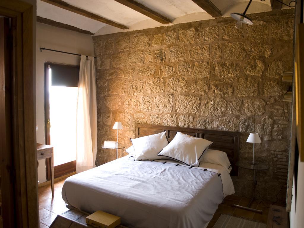 Castillo De Grisel الغرفة الصورة