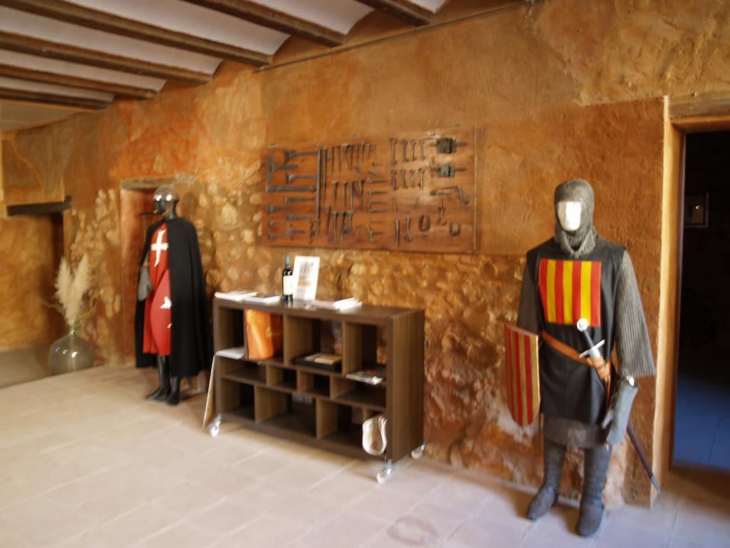 Castillo De Grisel المظهر الخارجي الصورة